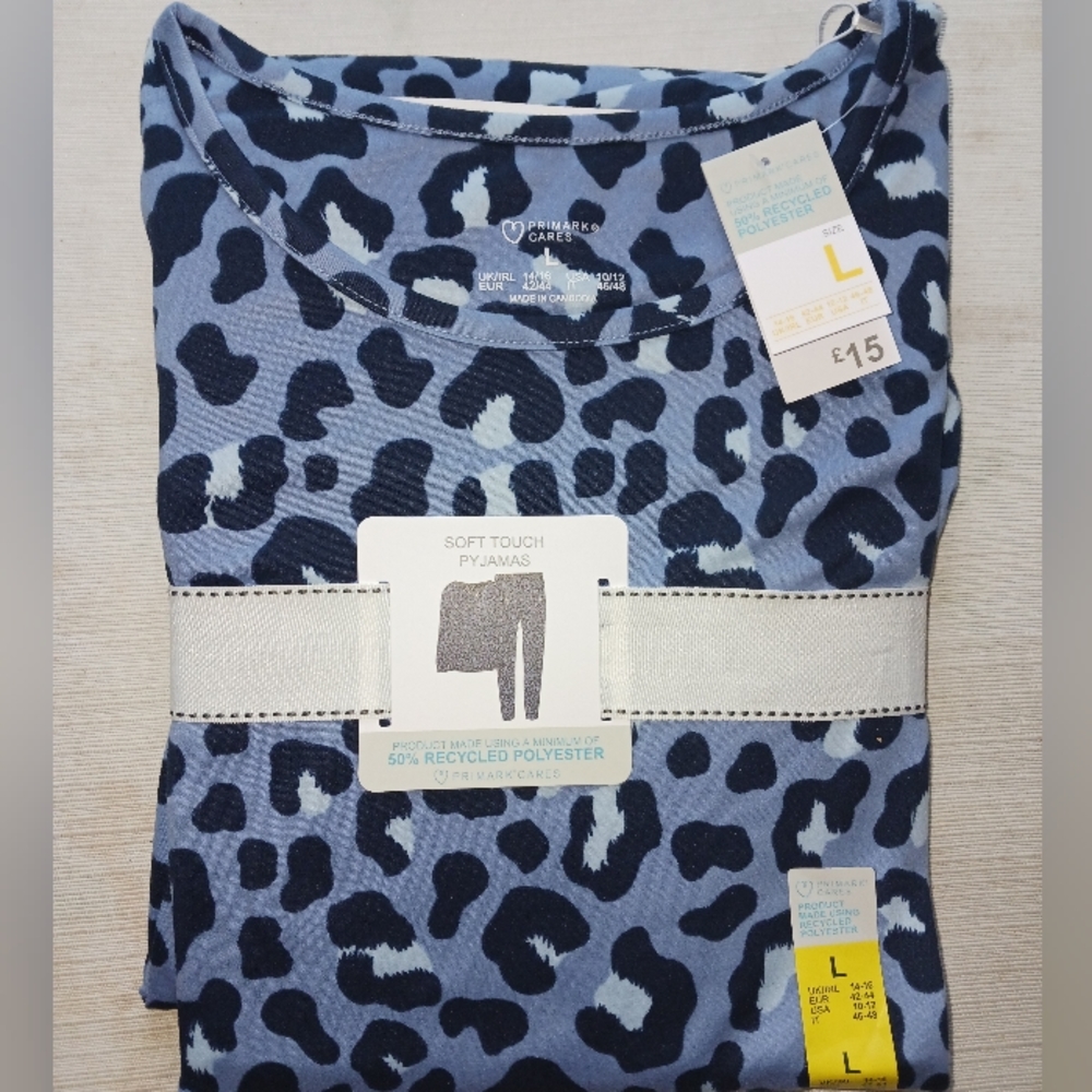 Leopard print pjs - Picture 2 of 4